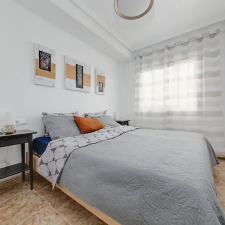 Cb Living - Family In Punta Prima Alicante