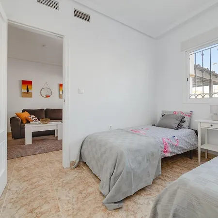 Apartment Cb Living - Family In Punta Prima Alicante